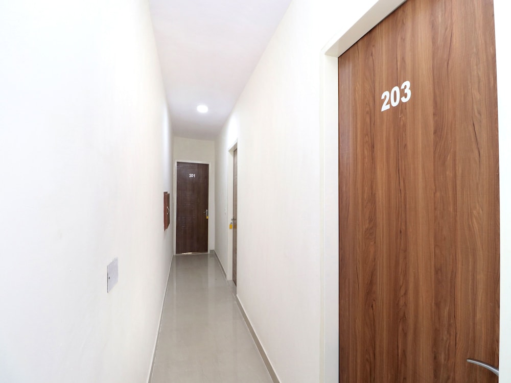 Hotel Fb By OYO Rooms