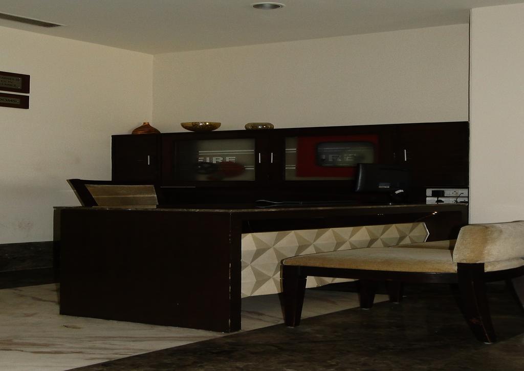 City Heart Sarovar Portico
