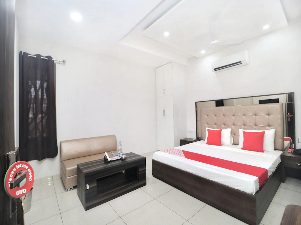 OYO 15005 Hotel K-Homes