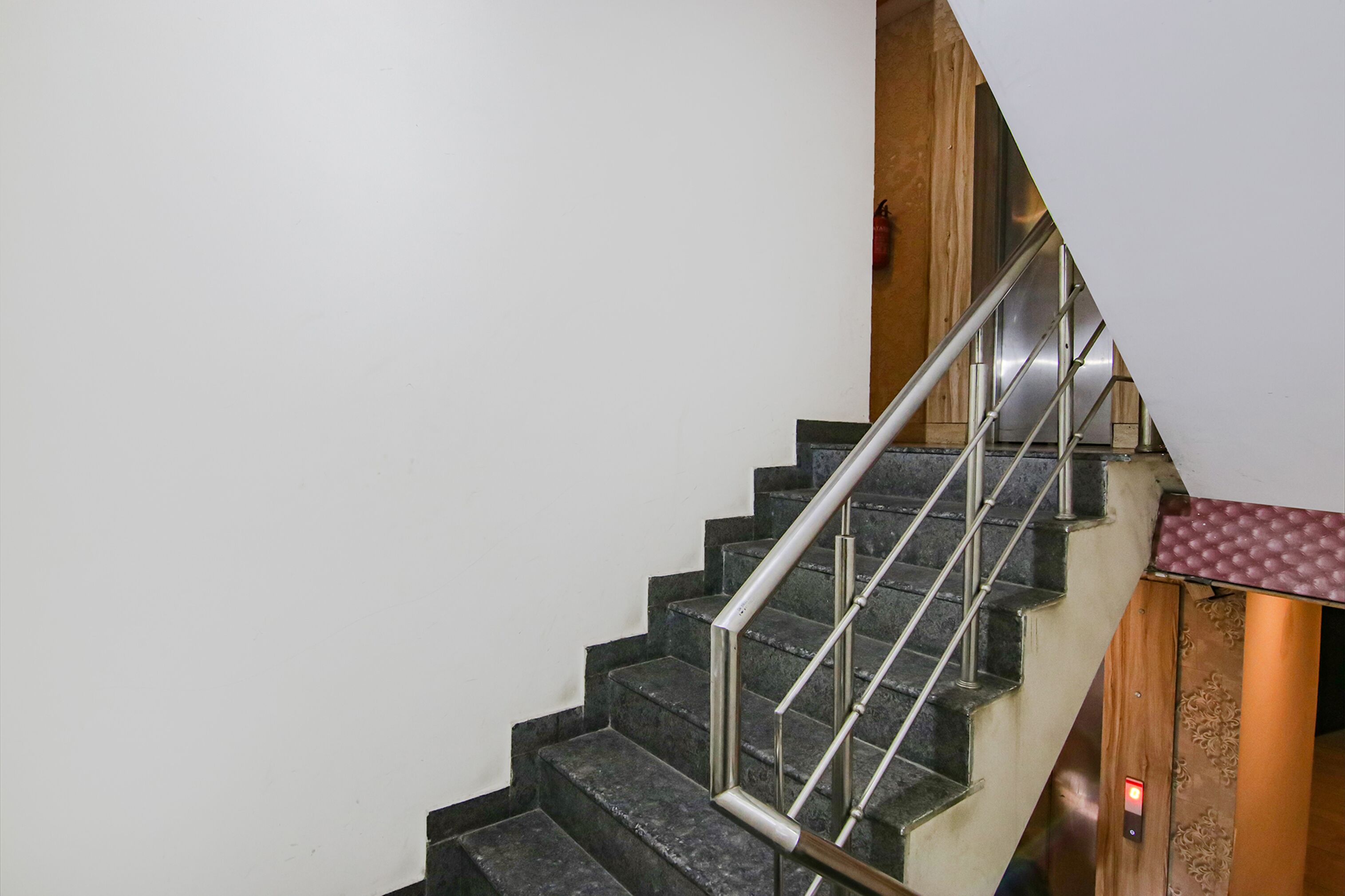 GS by FabHotel