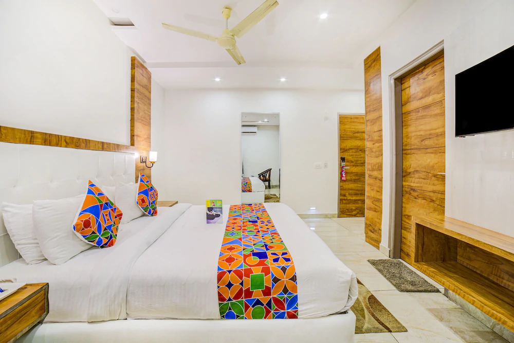 Hotel Destination by FabHotel