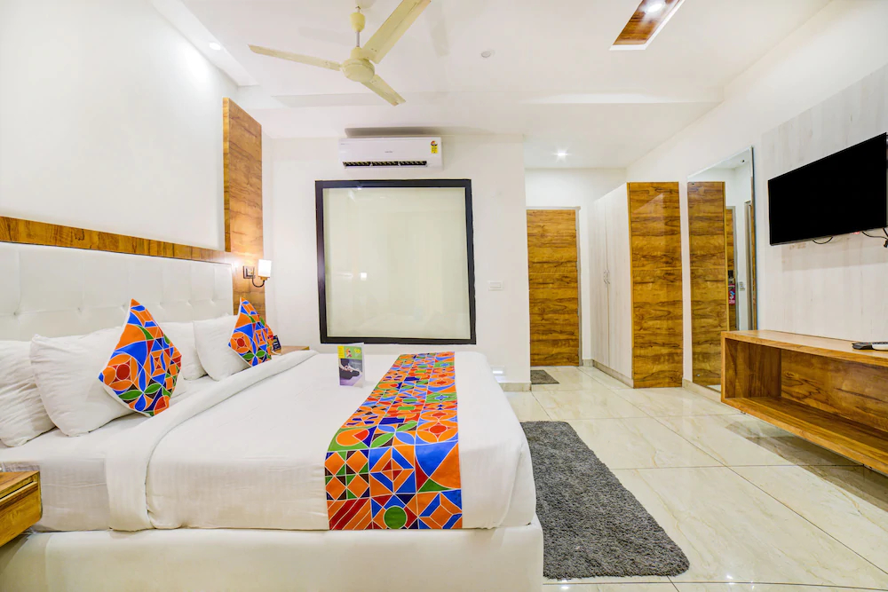 Hotel Destination by FabHotel