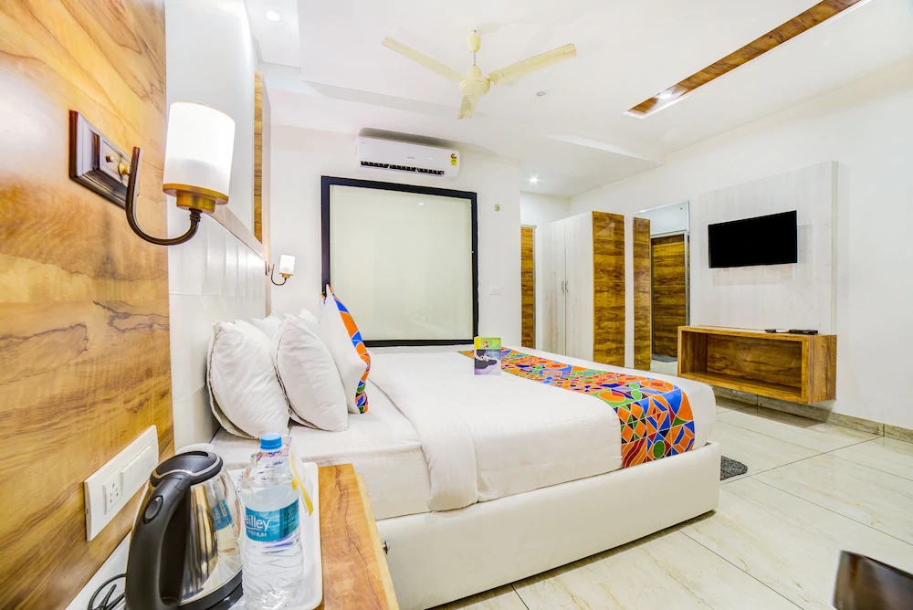 Hotel Destination by FabHotel