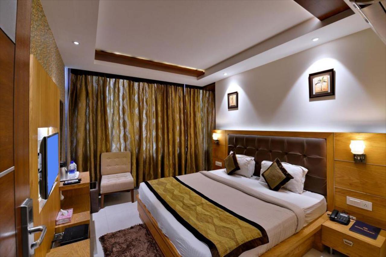 Hotel Mirage