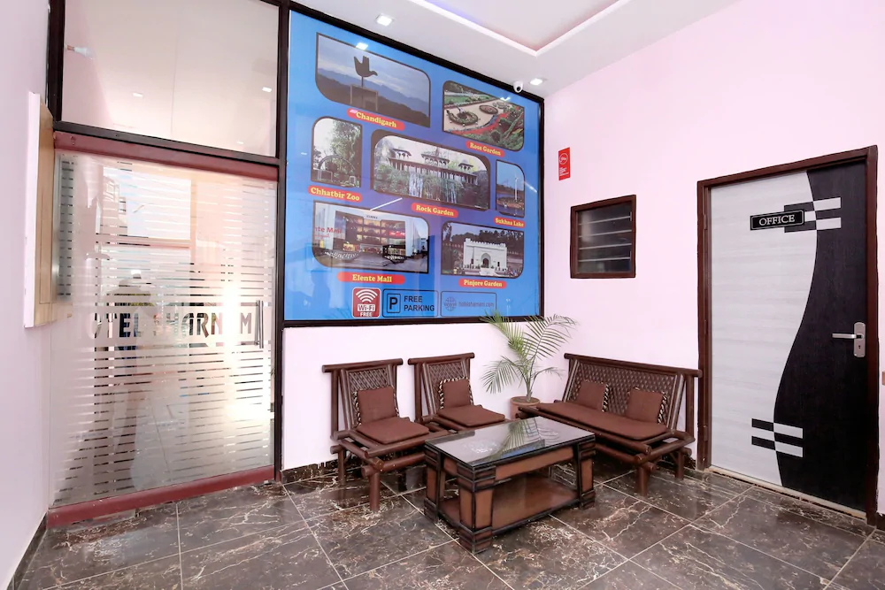 Hotel Sharnam