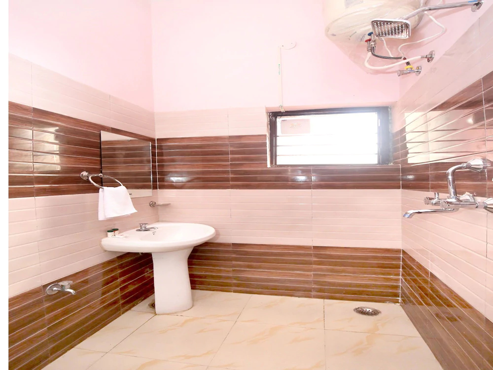 Hotel Sharnam