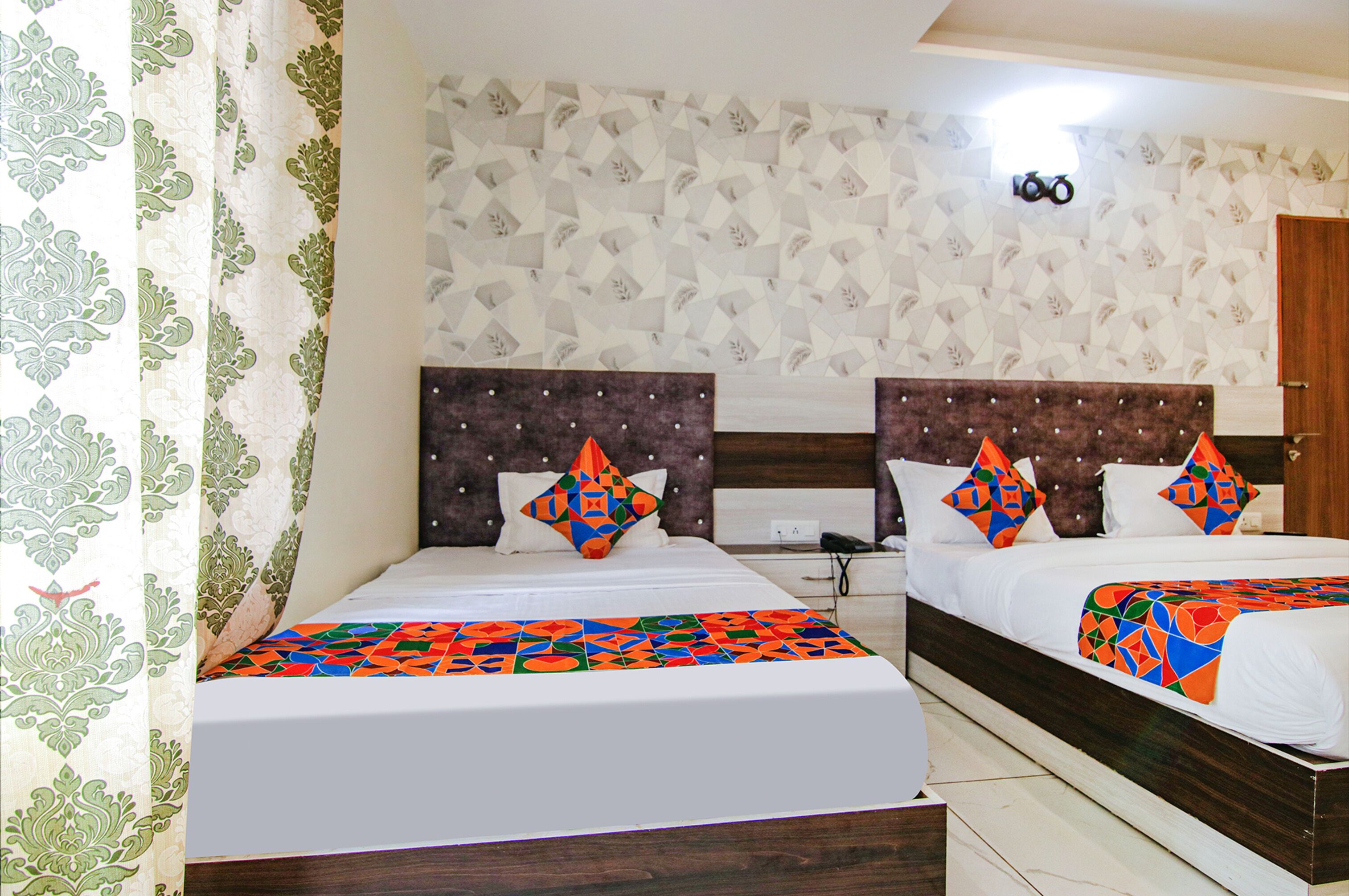 Meridian Inn By FabHotel
