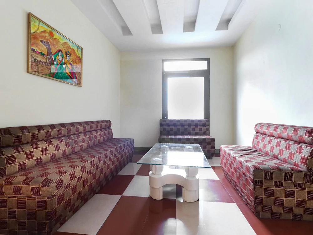 Hotel Jiwan Plaza by OYO Rooms