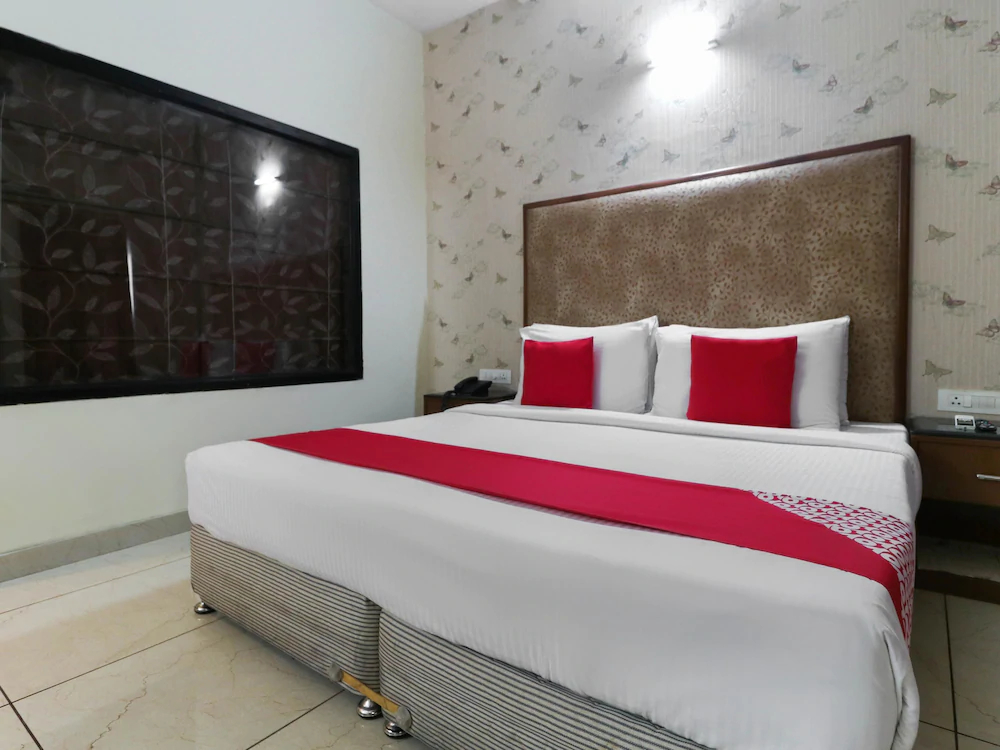 Hotel Jiwan Plaza by OYO Rooms