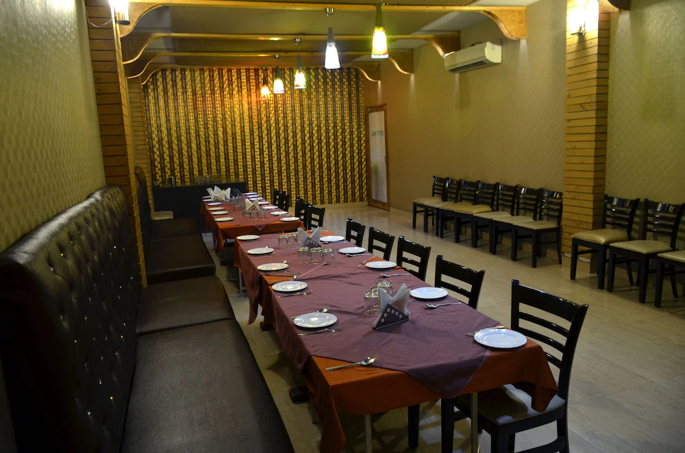 Hotel Polo Club by OYO Rooms