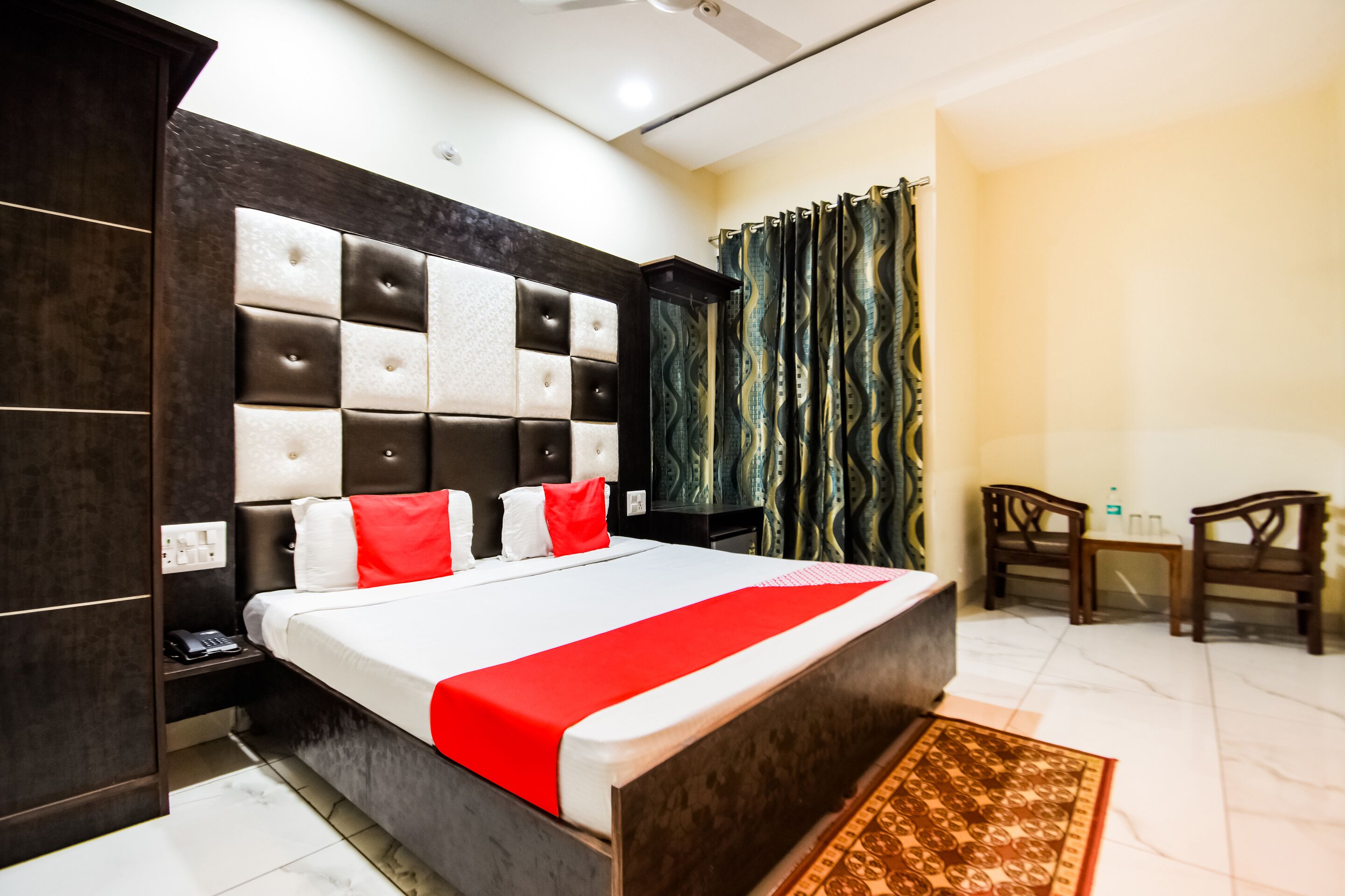 Uttam Residency by OYO Rooms