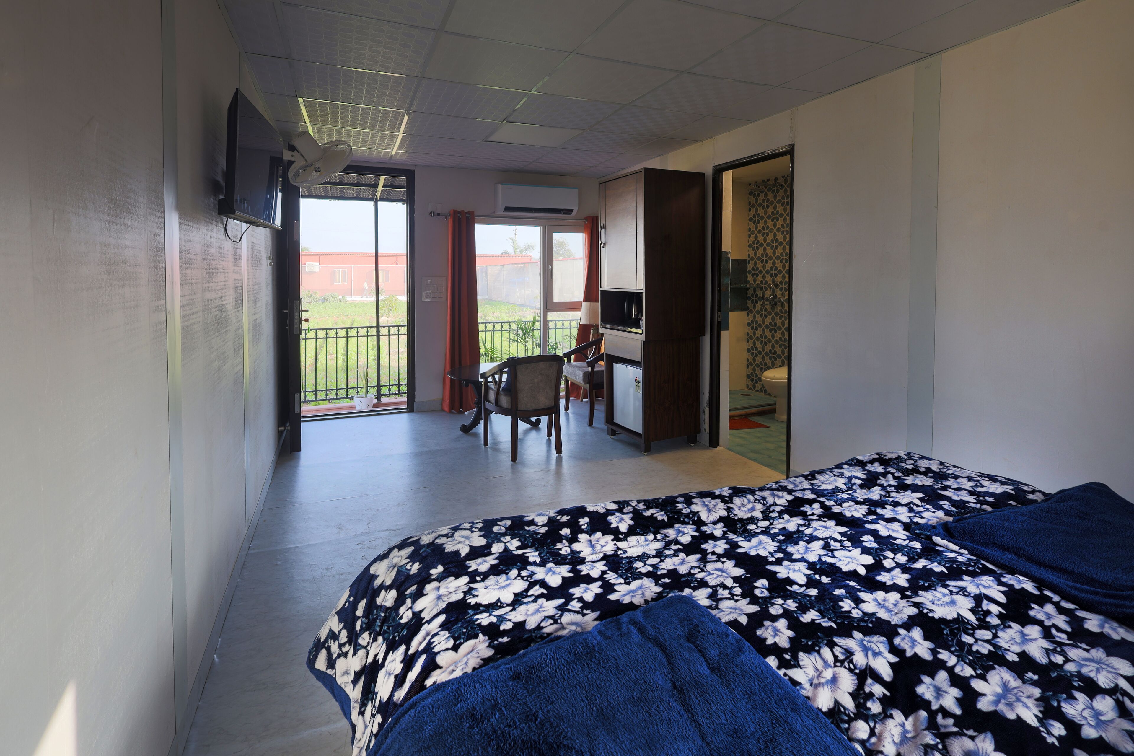 InnBox Farmstay - Rajpura