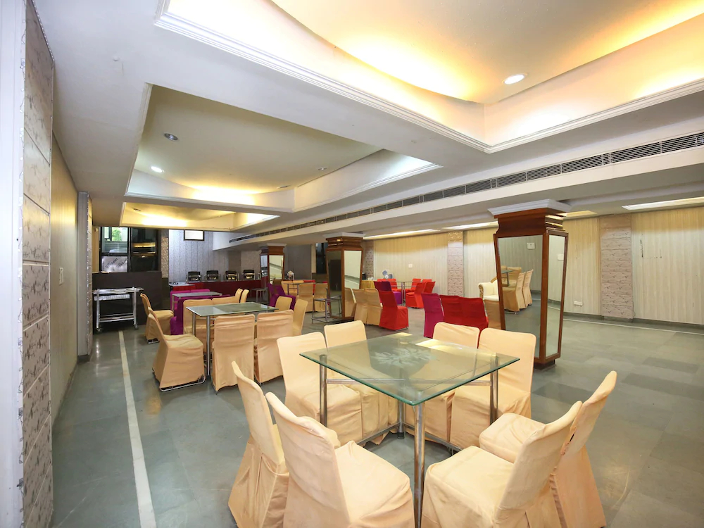 Gobind Regency By OYO Rooms