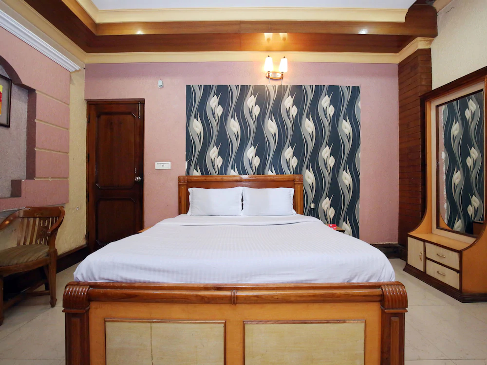 Gobind Regency By OYO Rooms