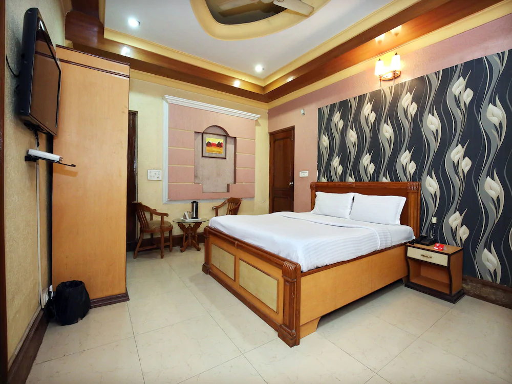 Gobind Regency By OYO Rooms