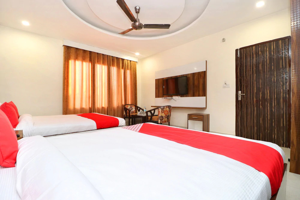 Hotel Grand Vista By OYO Rooms