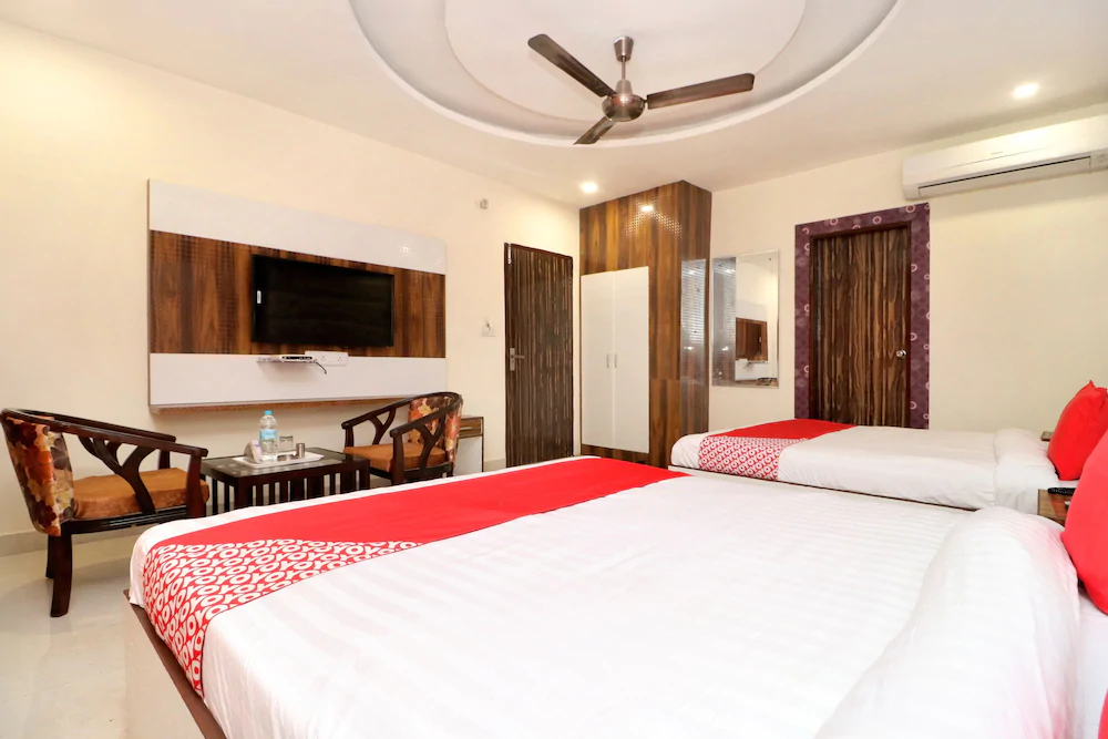 Hotel Grand Vista By OYO Rooms