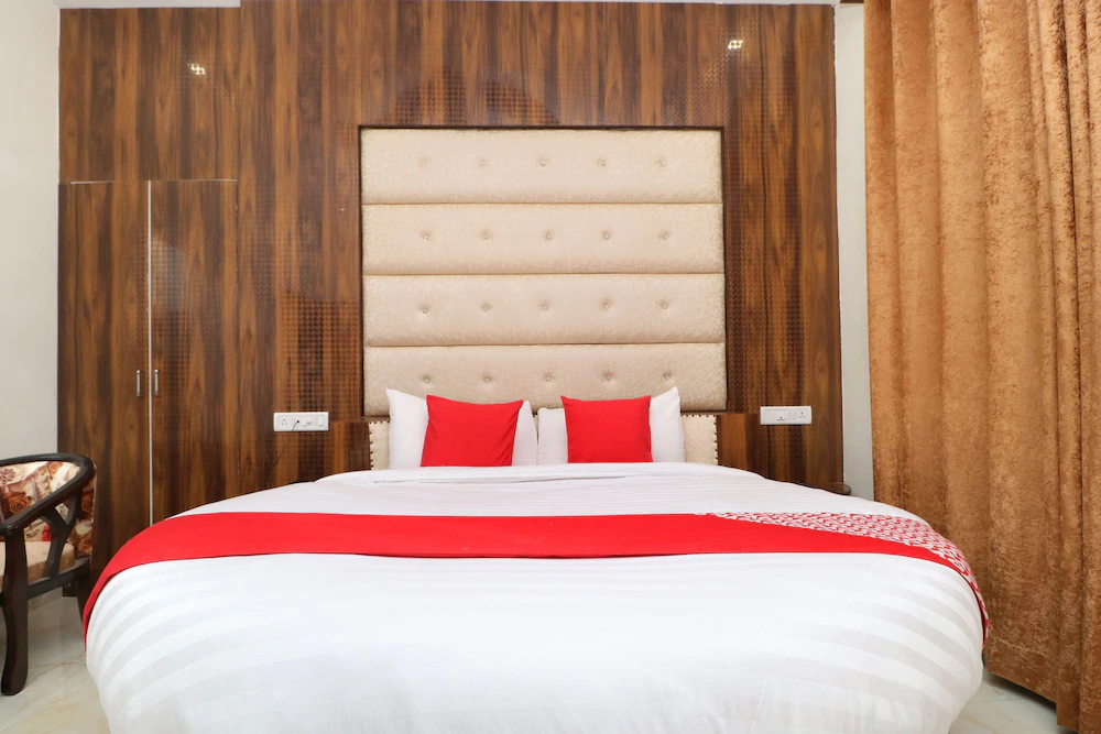 Hotel Grand Vista By OYO Rooms