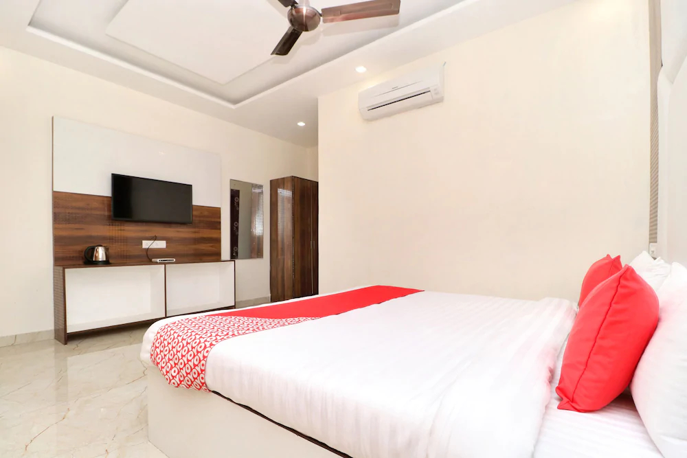 Hotel Grand Vista By OYO Rooms