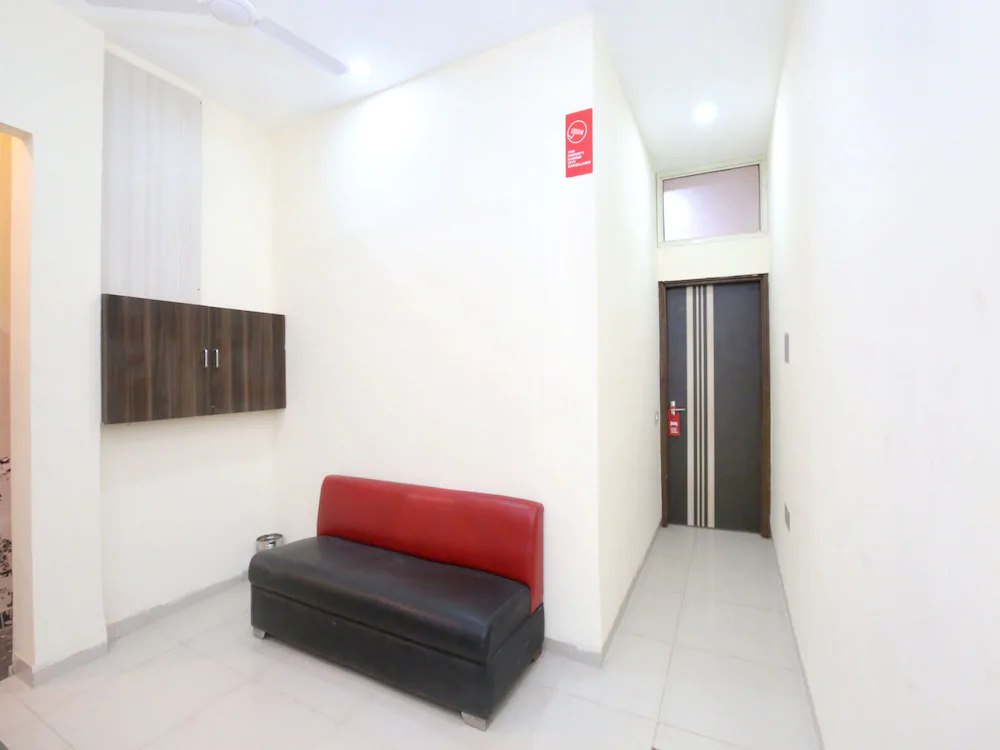 Hotel Jb by OYO Rooms