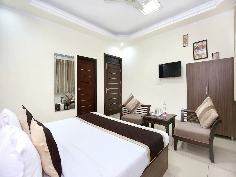 Hotel Jb by OYO Rooms