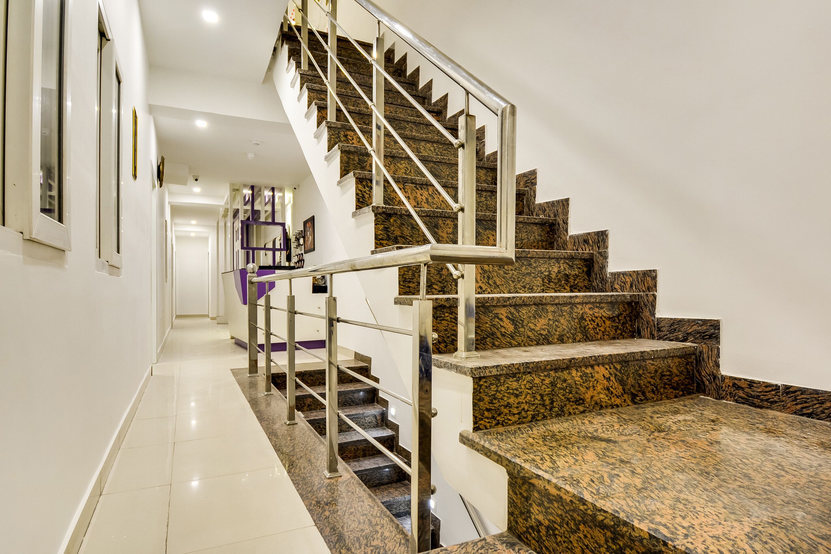 Hotel Purple Residency by OYO Rooms
