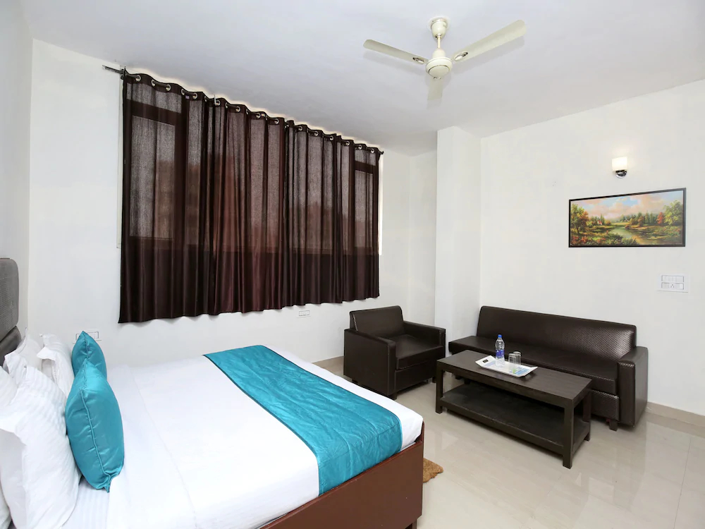 Hotel Rooftop By OYO Rooms