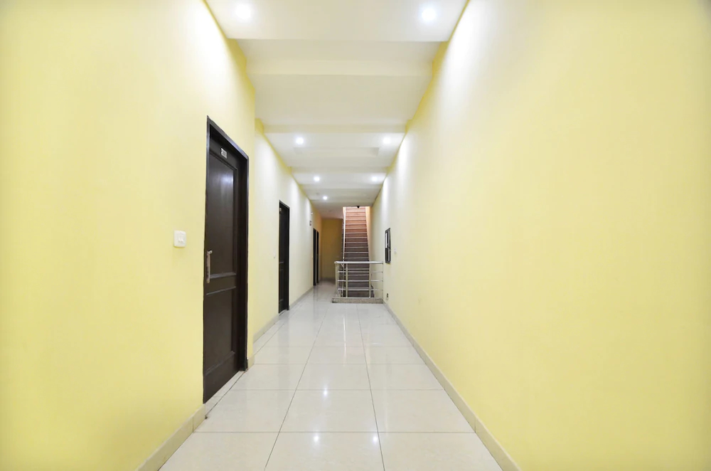 Hotel Star City