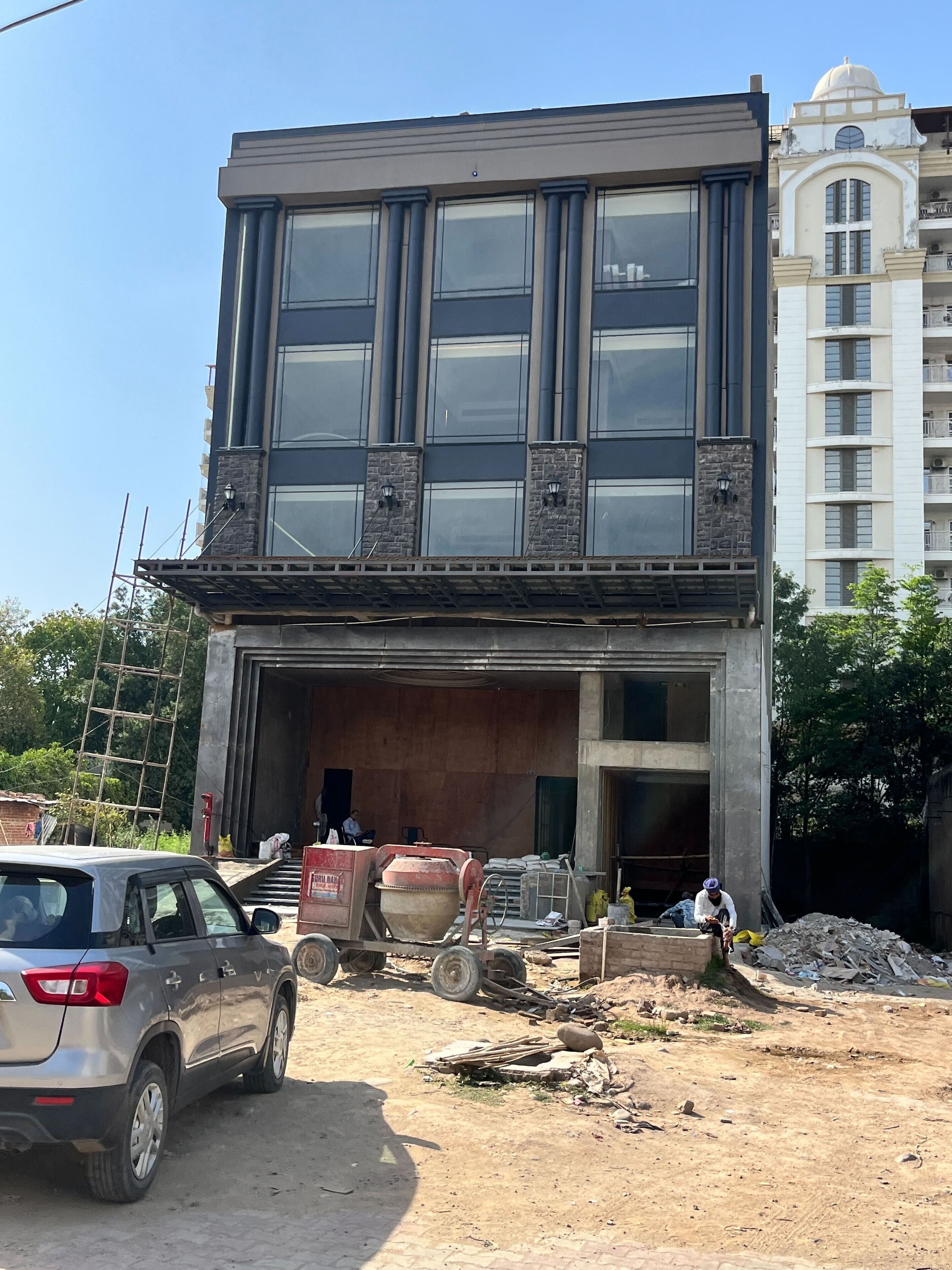 Medalio Signature Chandigarh Zirakpur