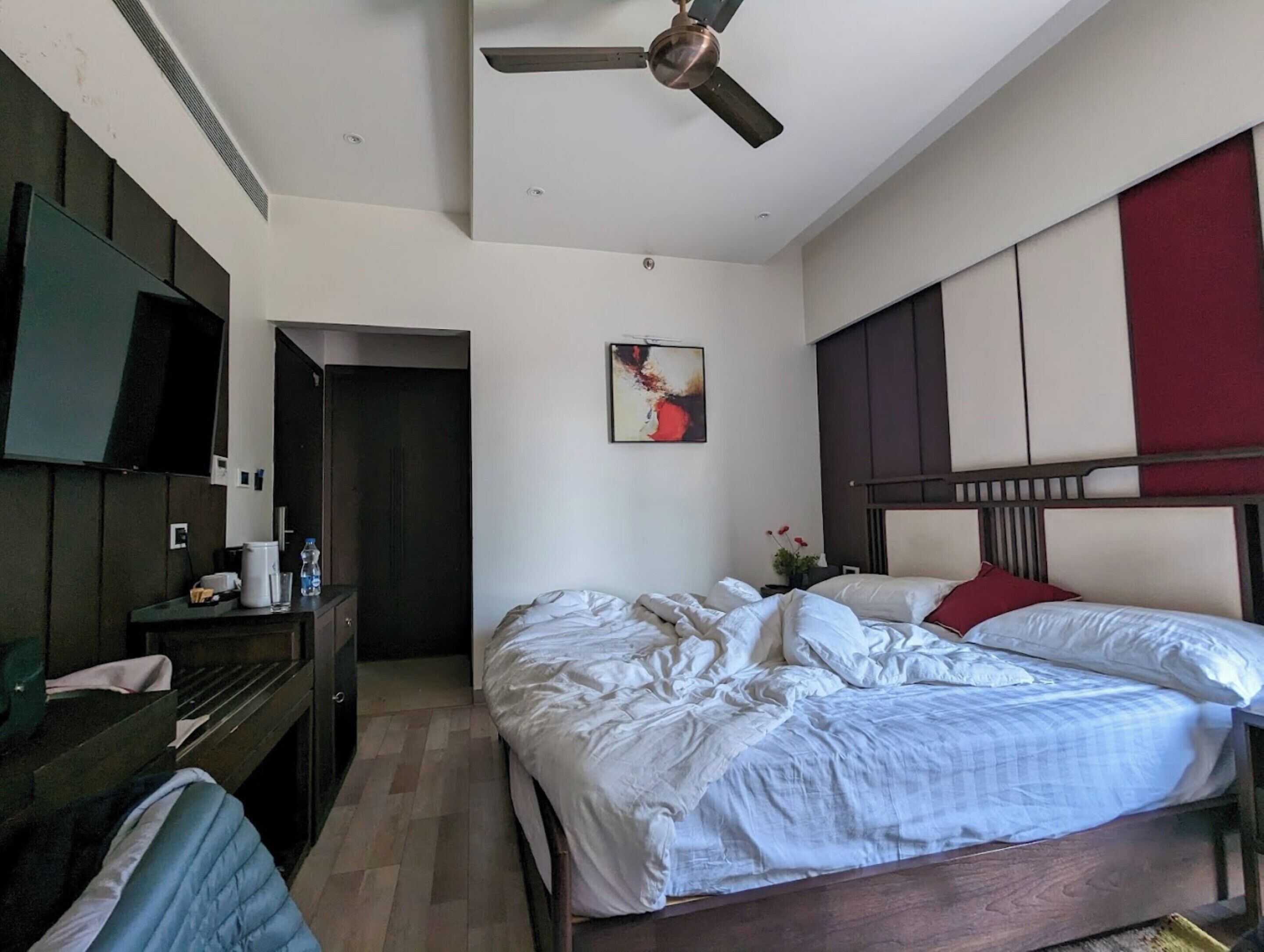Aura - A Boutique Hotel