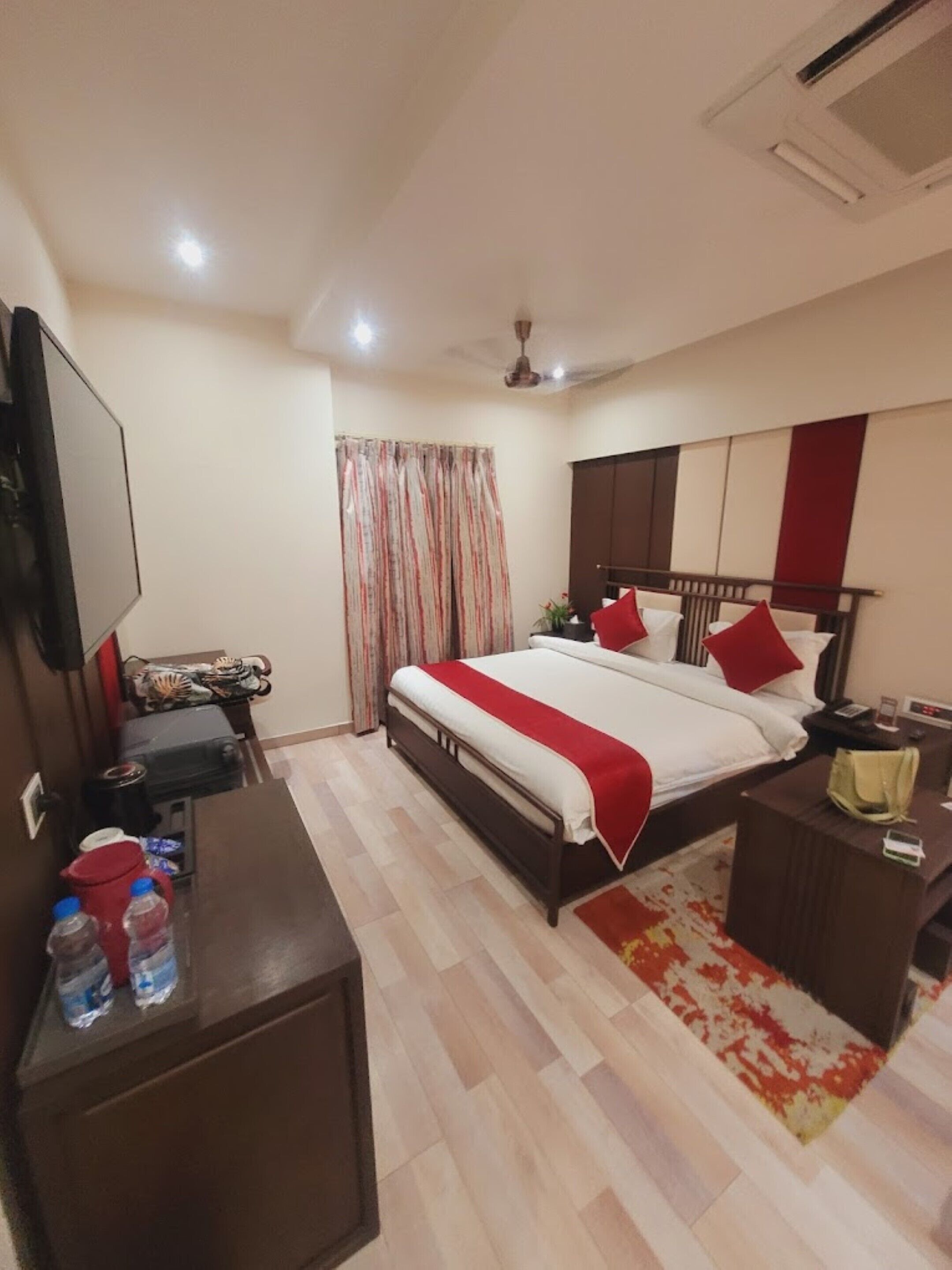Aura - A Boutique Hotel