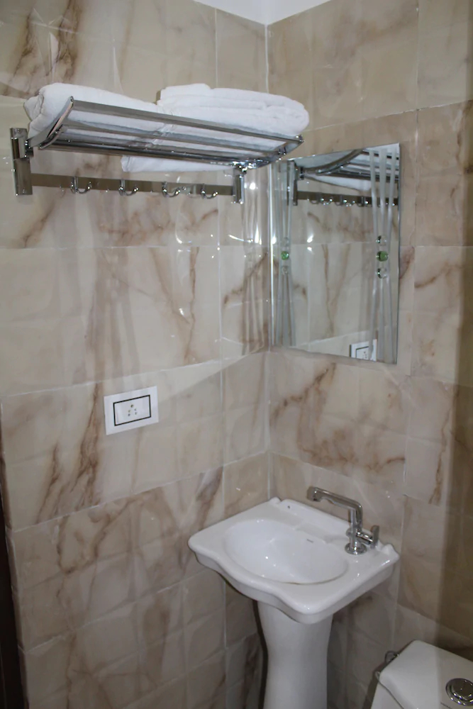 Hotel Bajaj Lake Palace