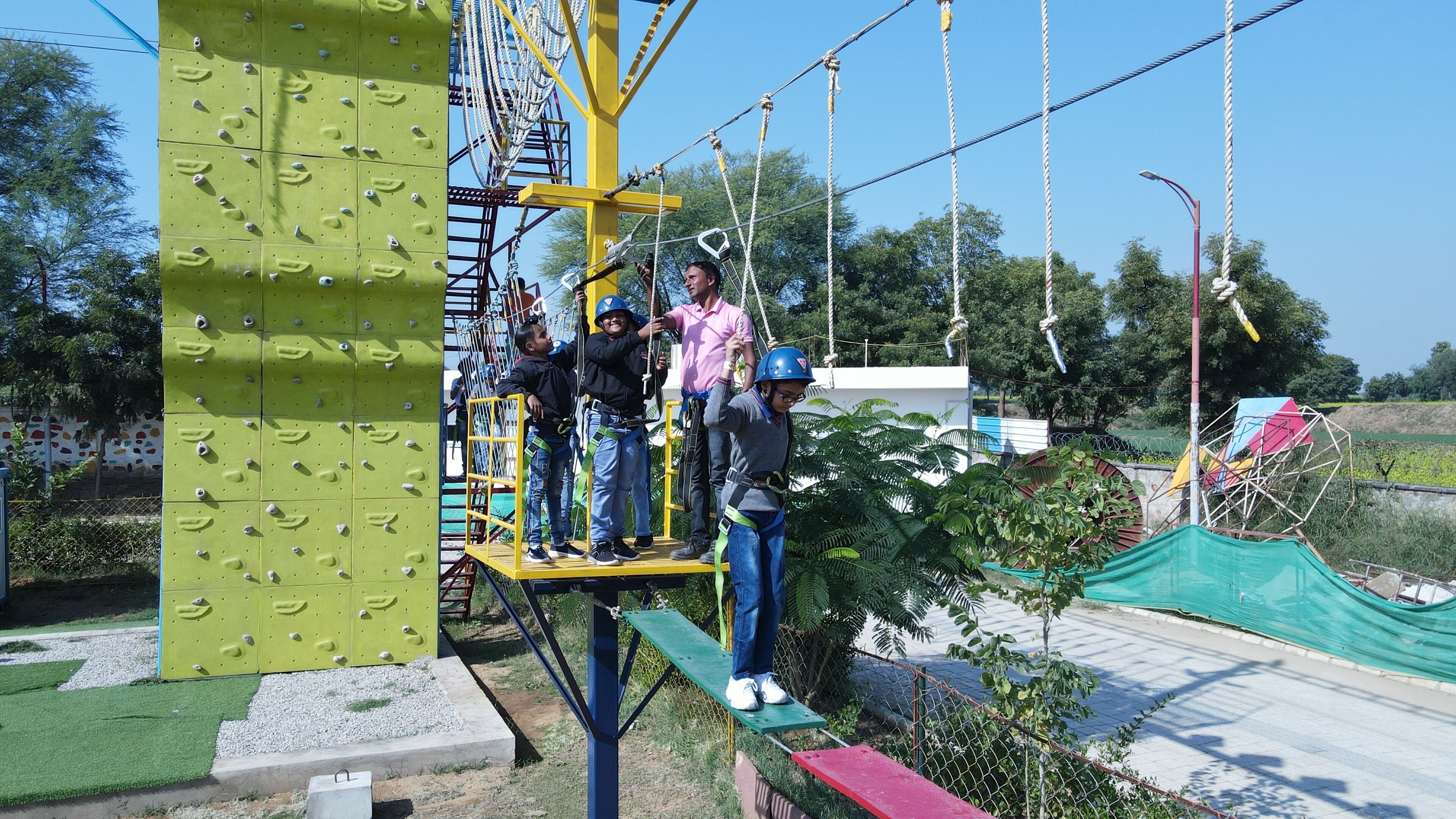 Club 21by Sariska Fun city