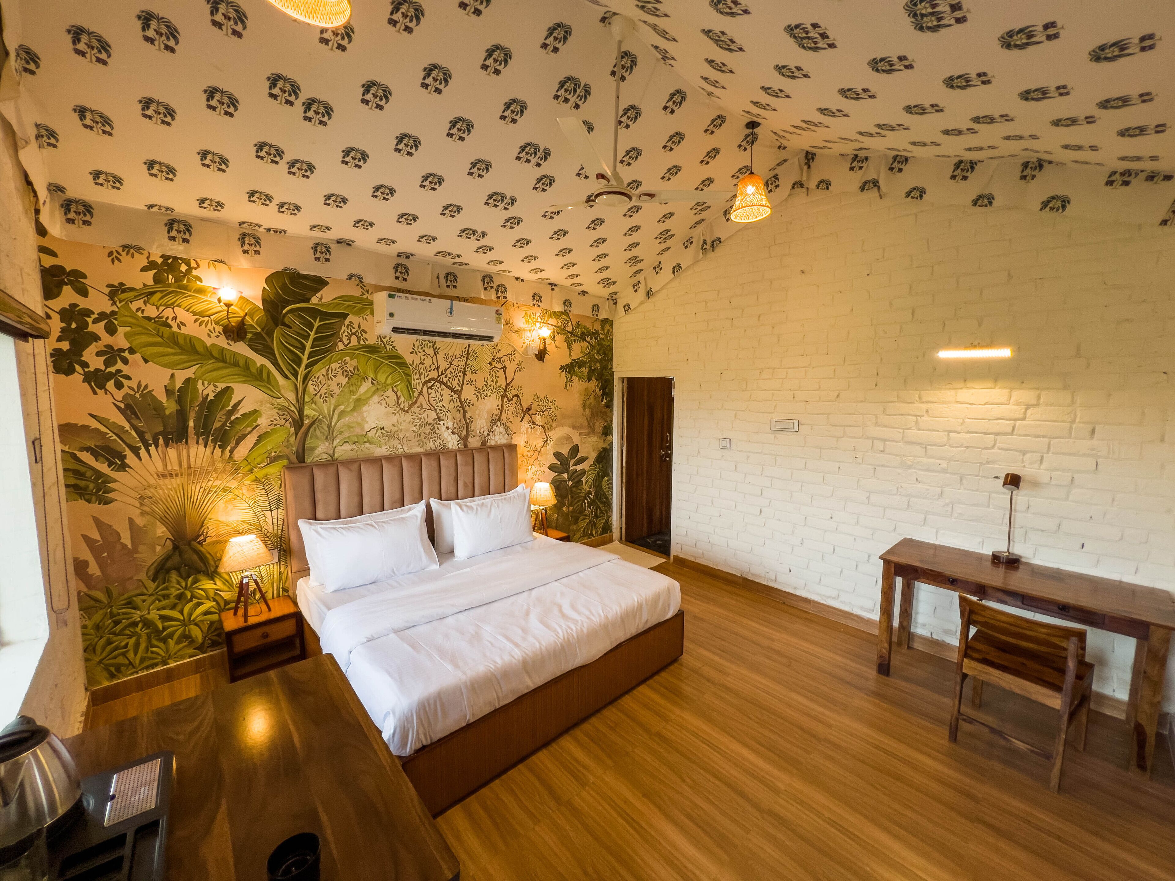 Vanbagh Sariska Resort