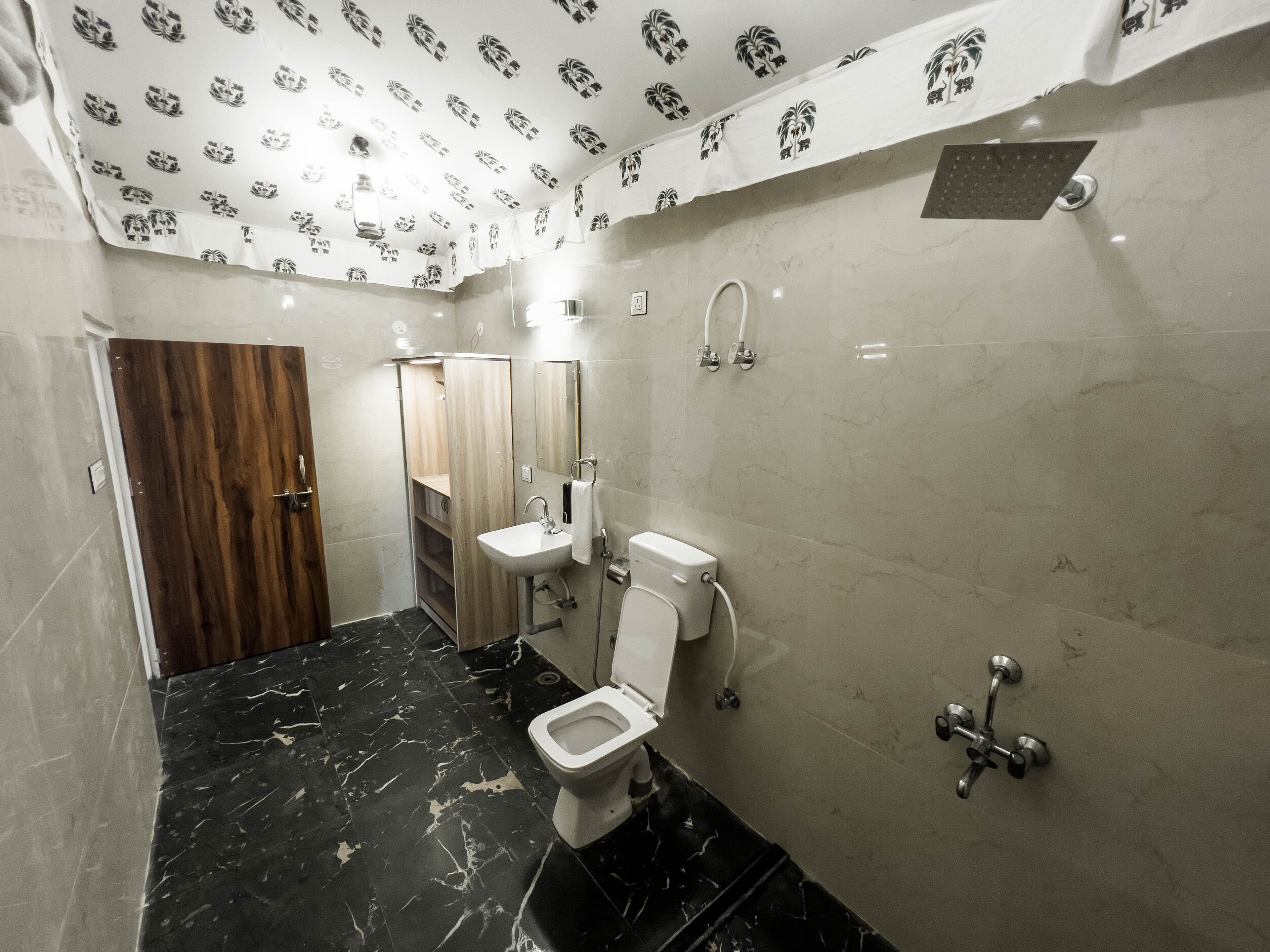 Vanbagh Sariska Resort