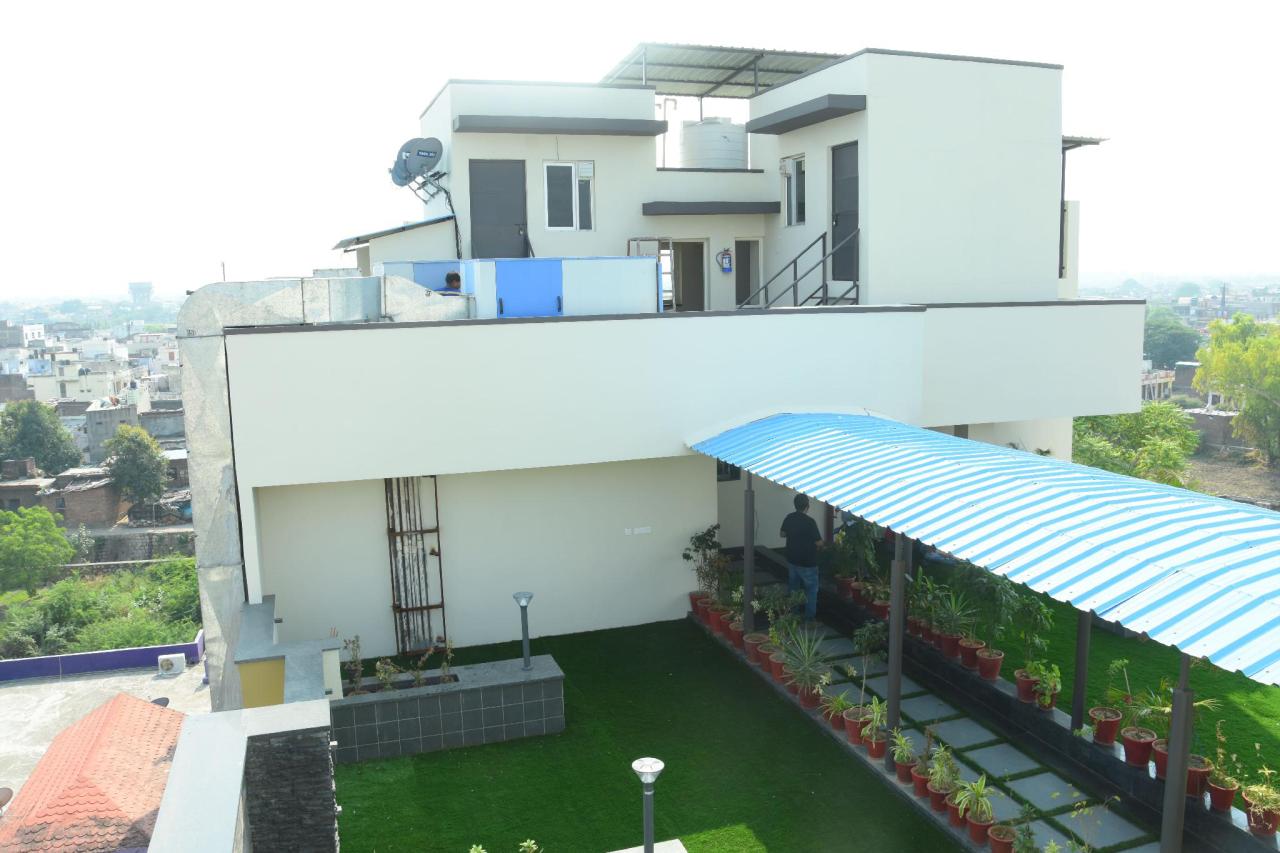 Hotel Shanti Vilas