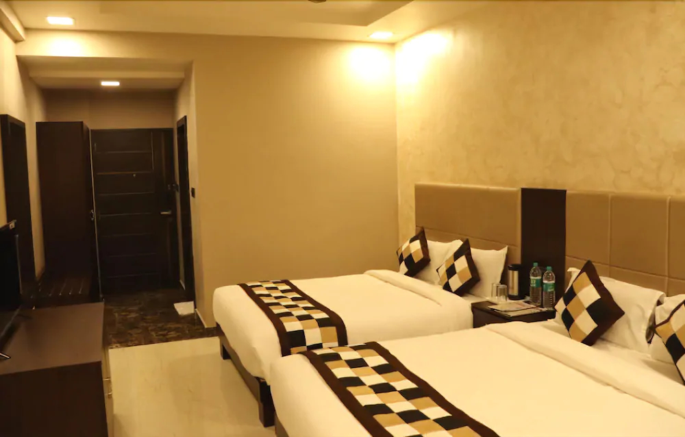 Mangal Grand Hotel