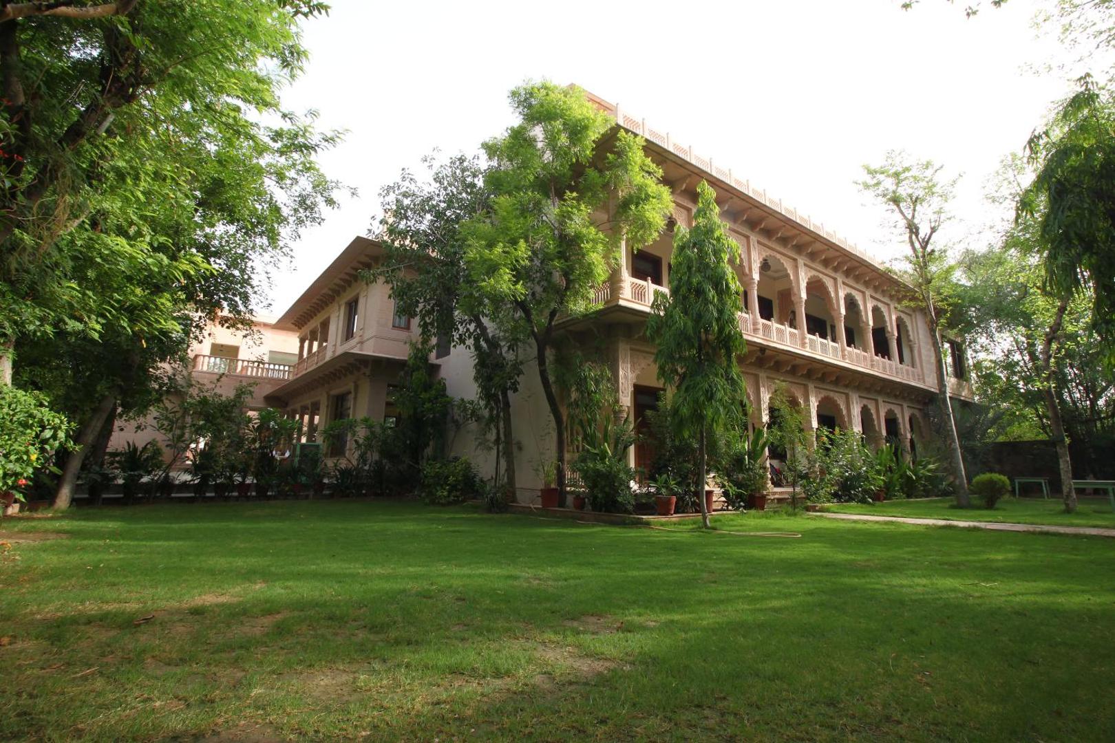 The Birders Inn
