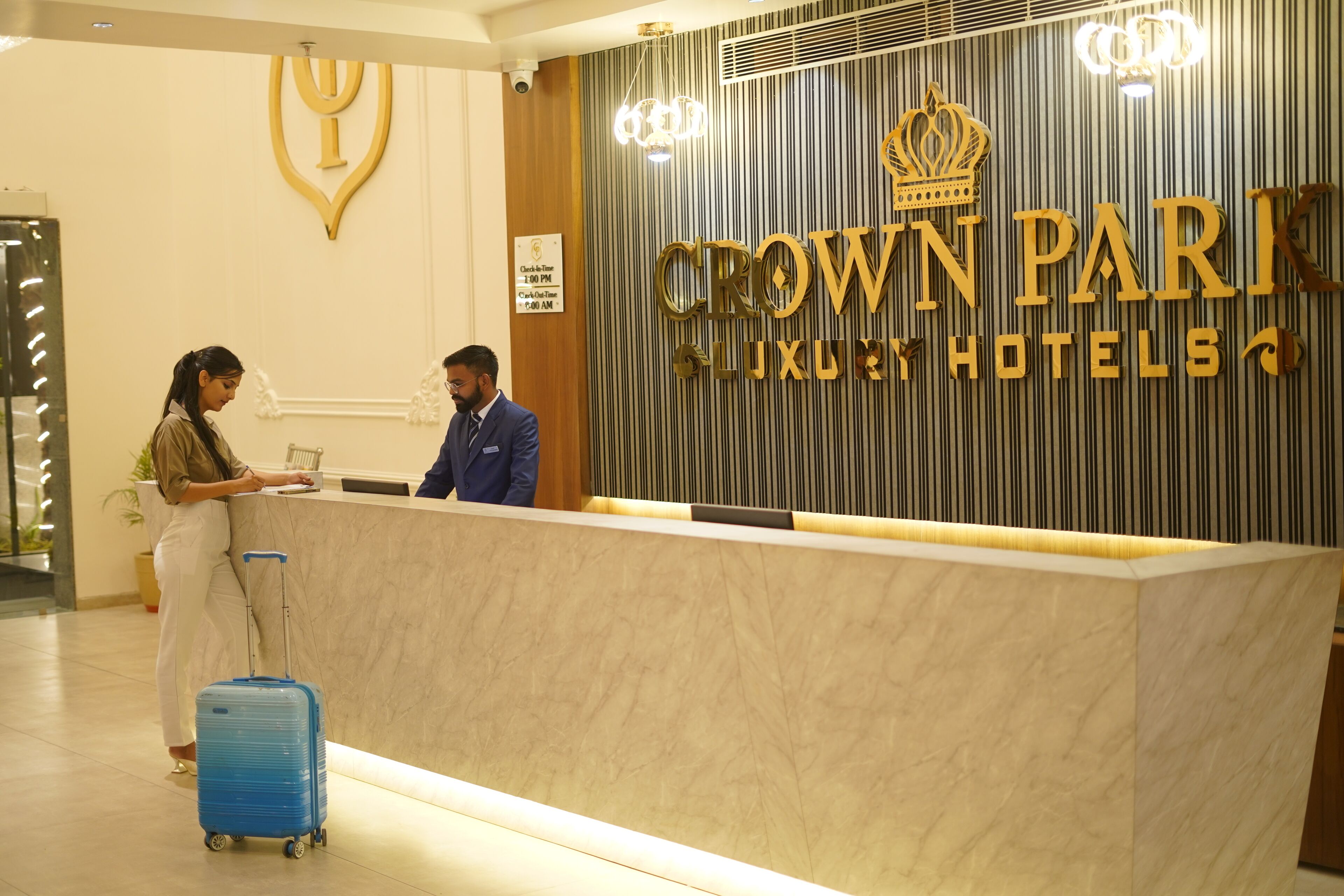 Crown Park Luxury Hotel