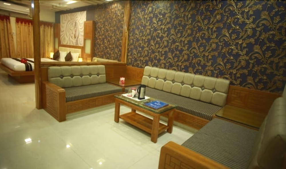 Hotel Bharat Palace