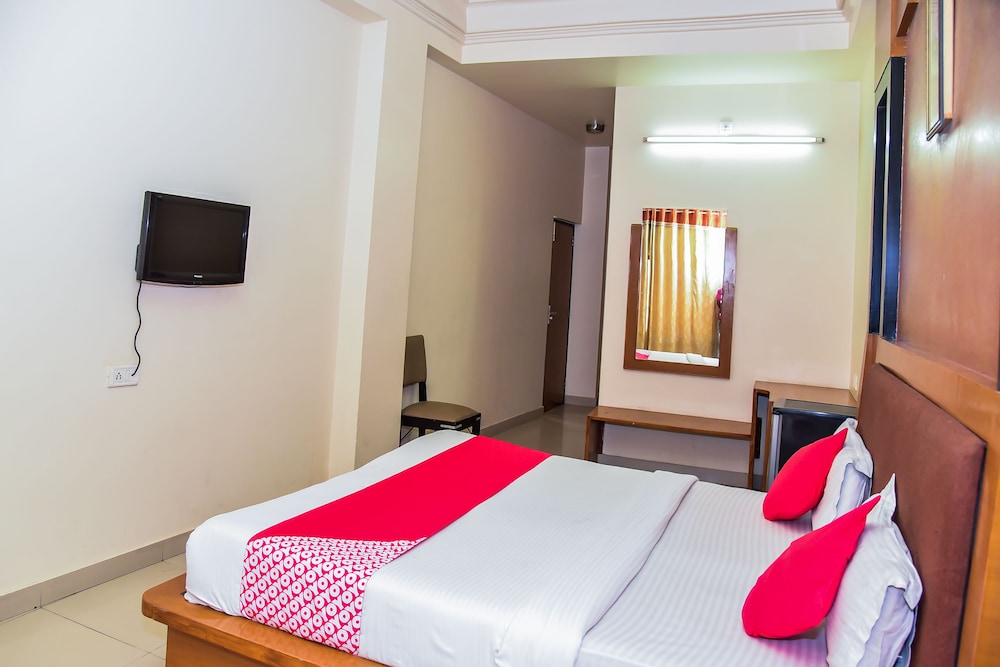 Hotel Metro Palace By OYO Rooms
