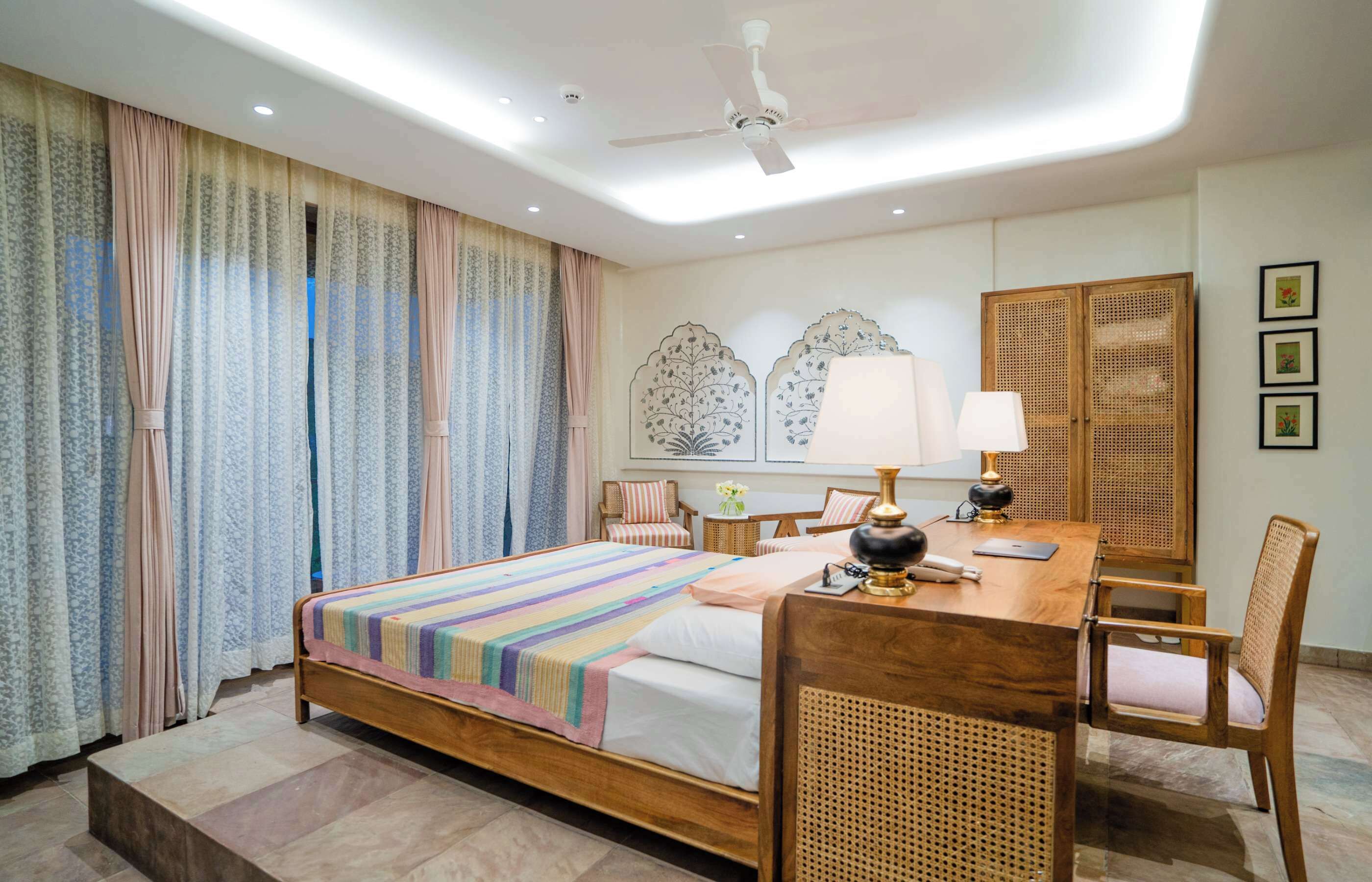 Artisav House