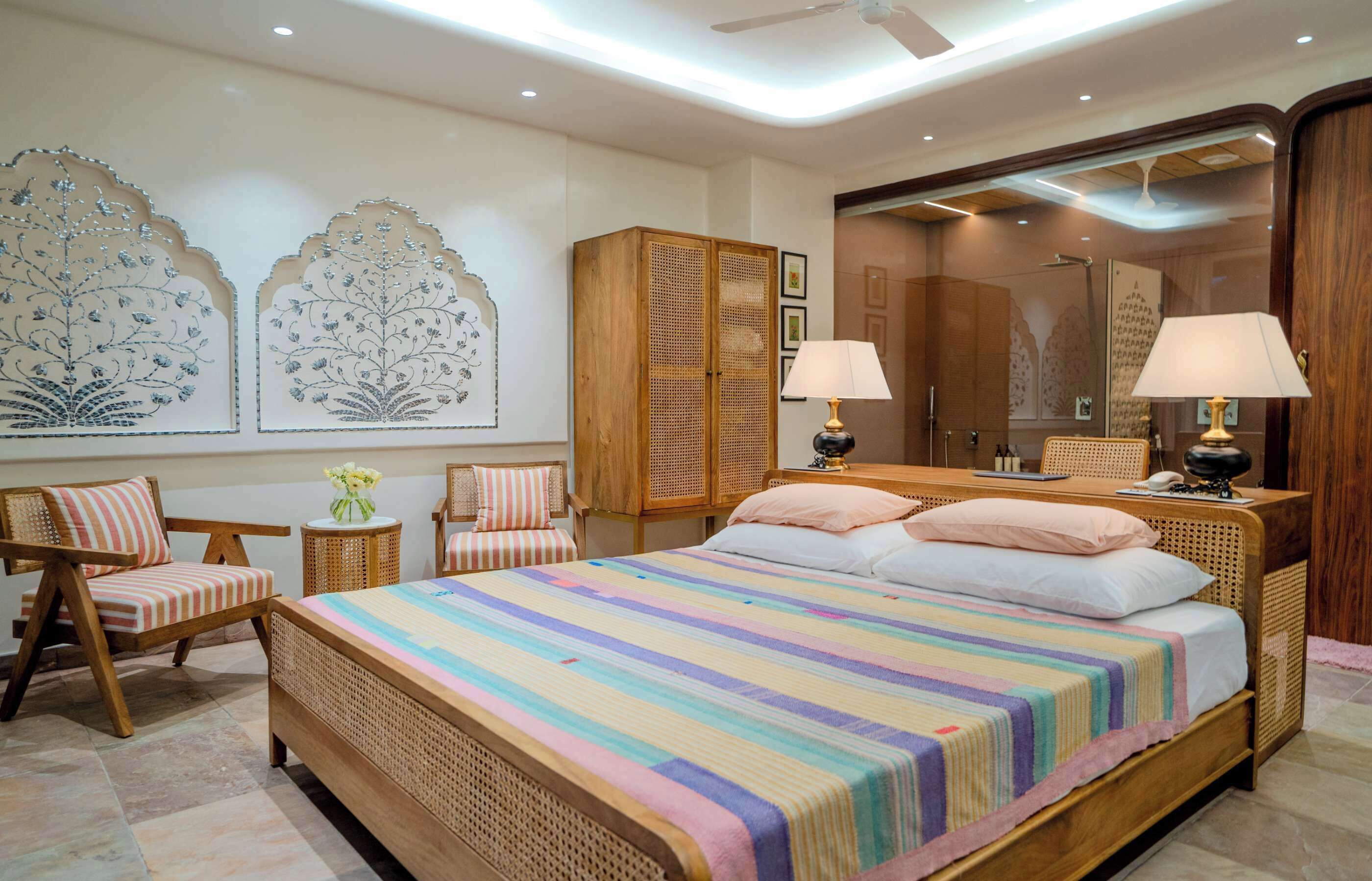 Artisav House