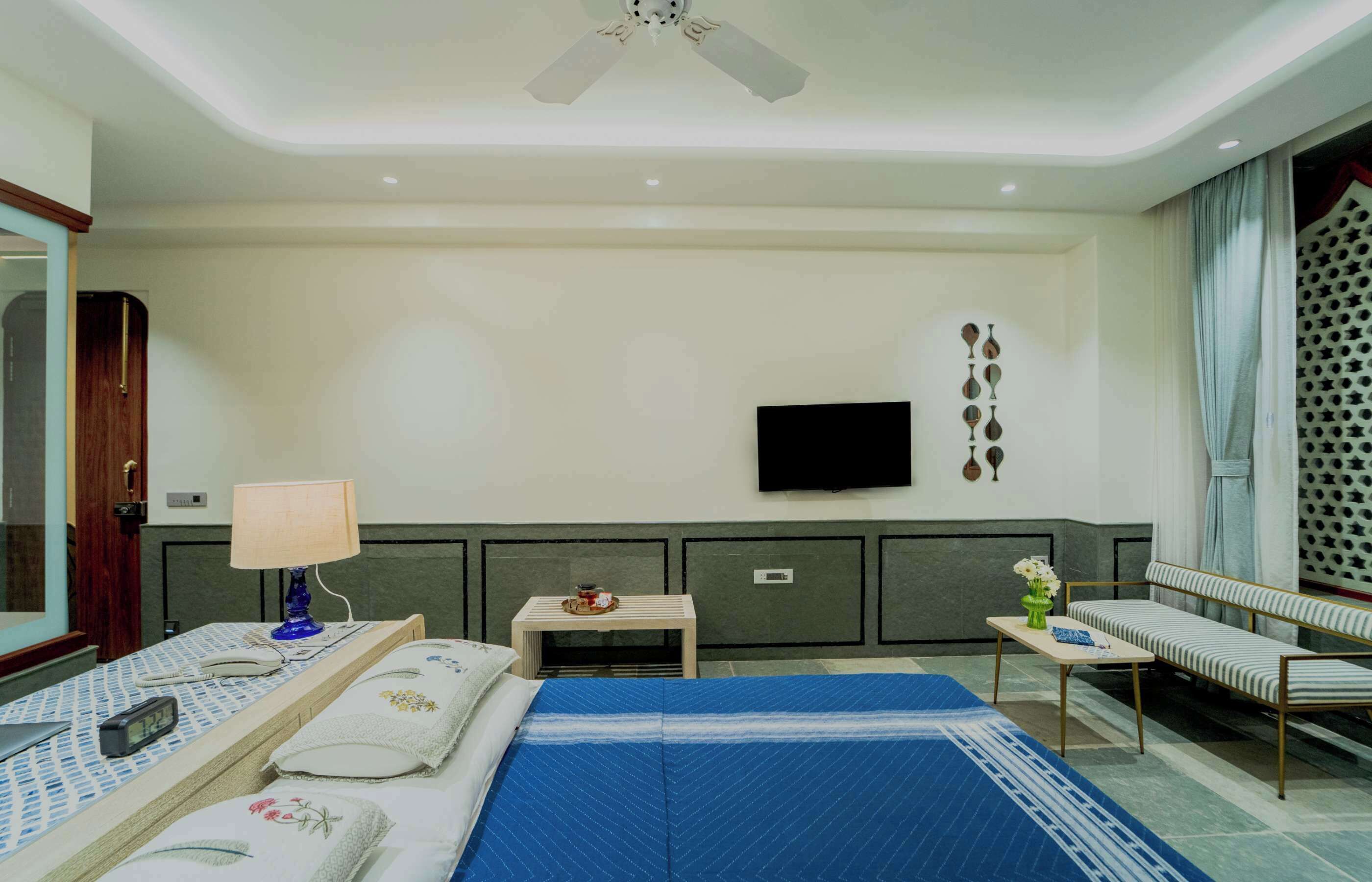 Artisav House