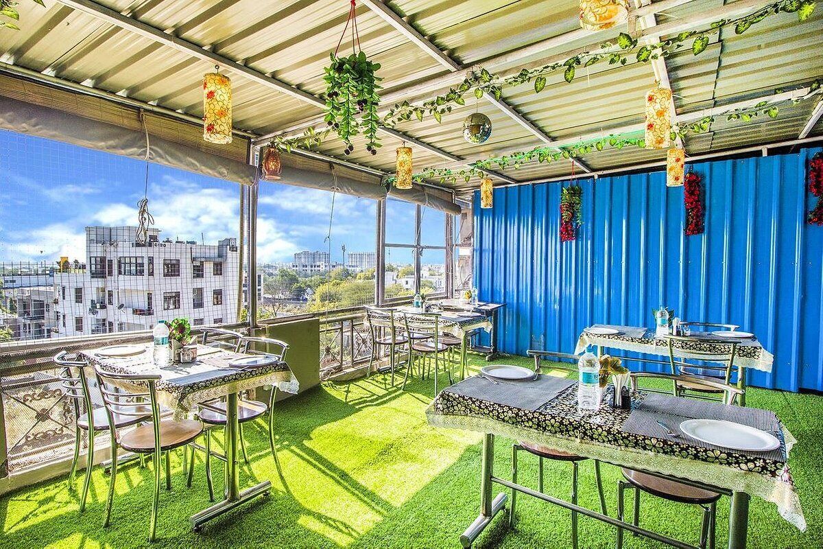 FabHotel Airport Residency