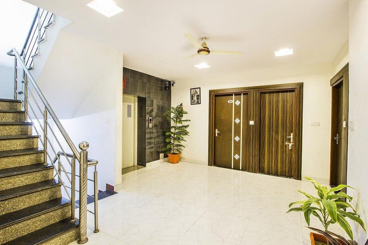 FabHotel Airport Residency