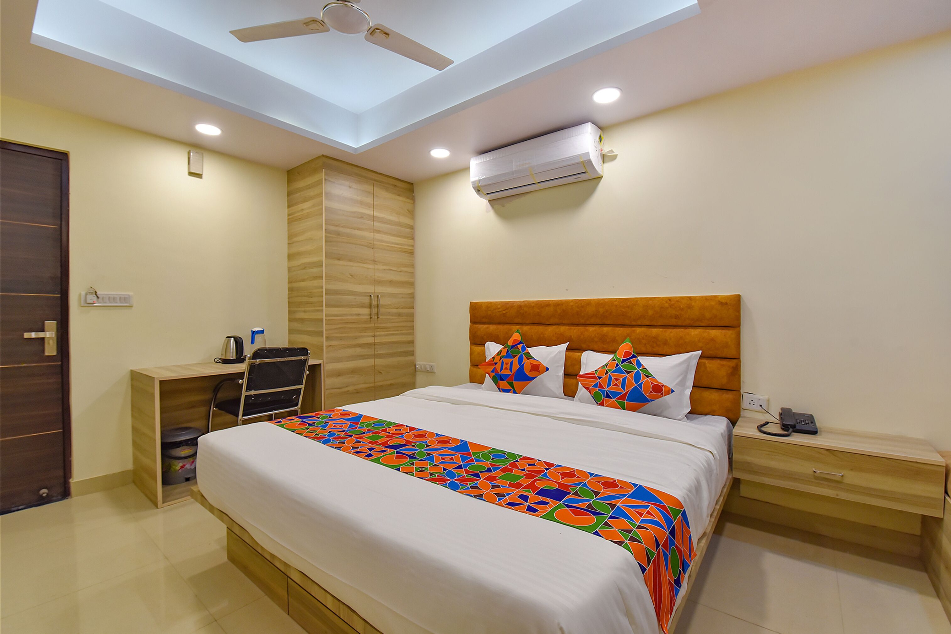 Pink City by Fabhotel