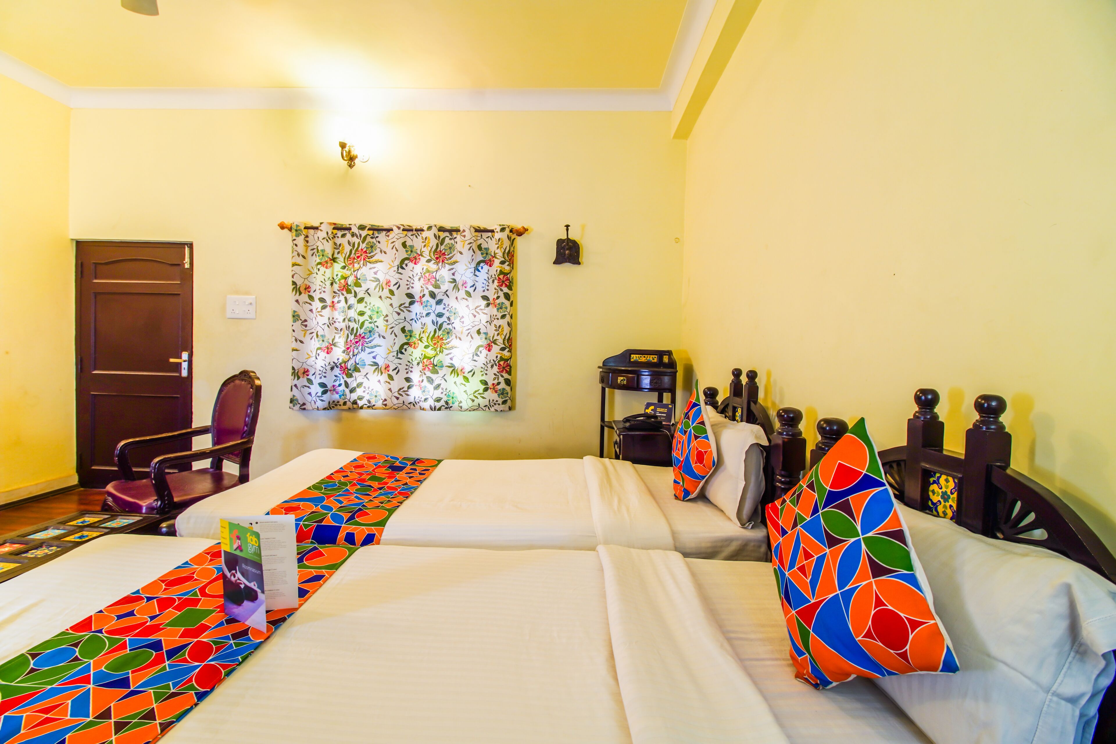 FabHotel Utsav Niwas