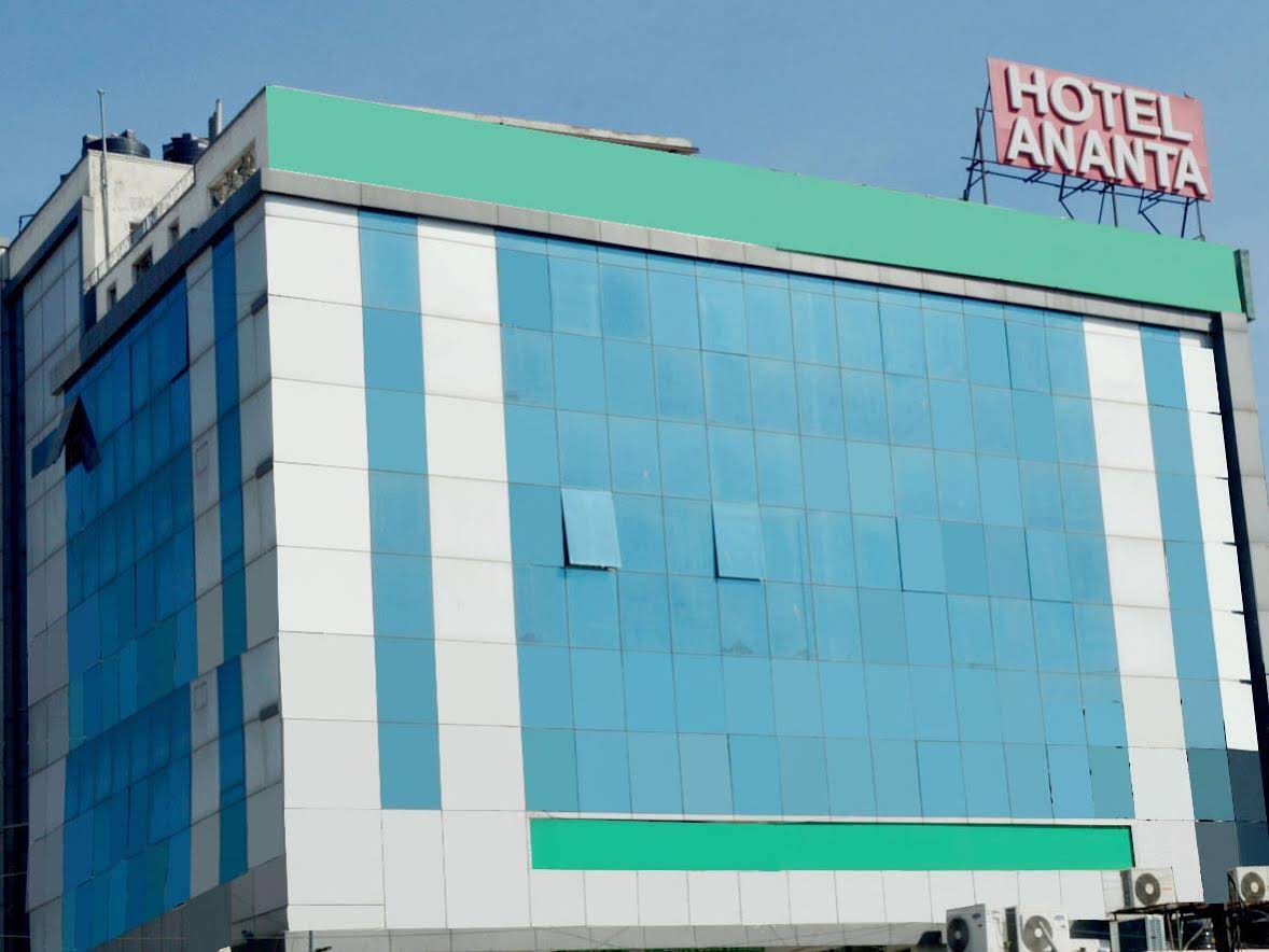 Hotel Ananta Inn