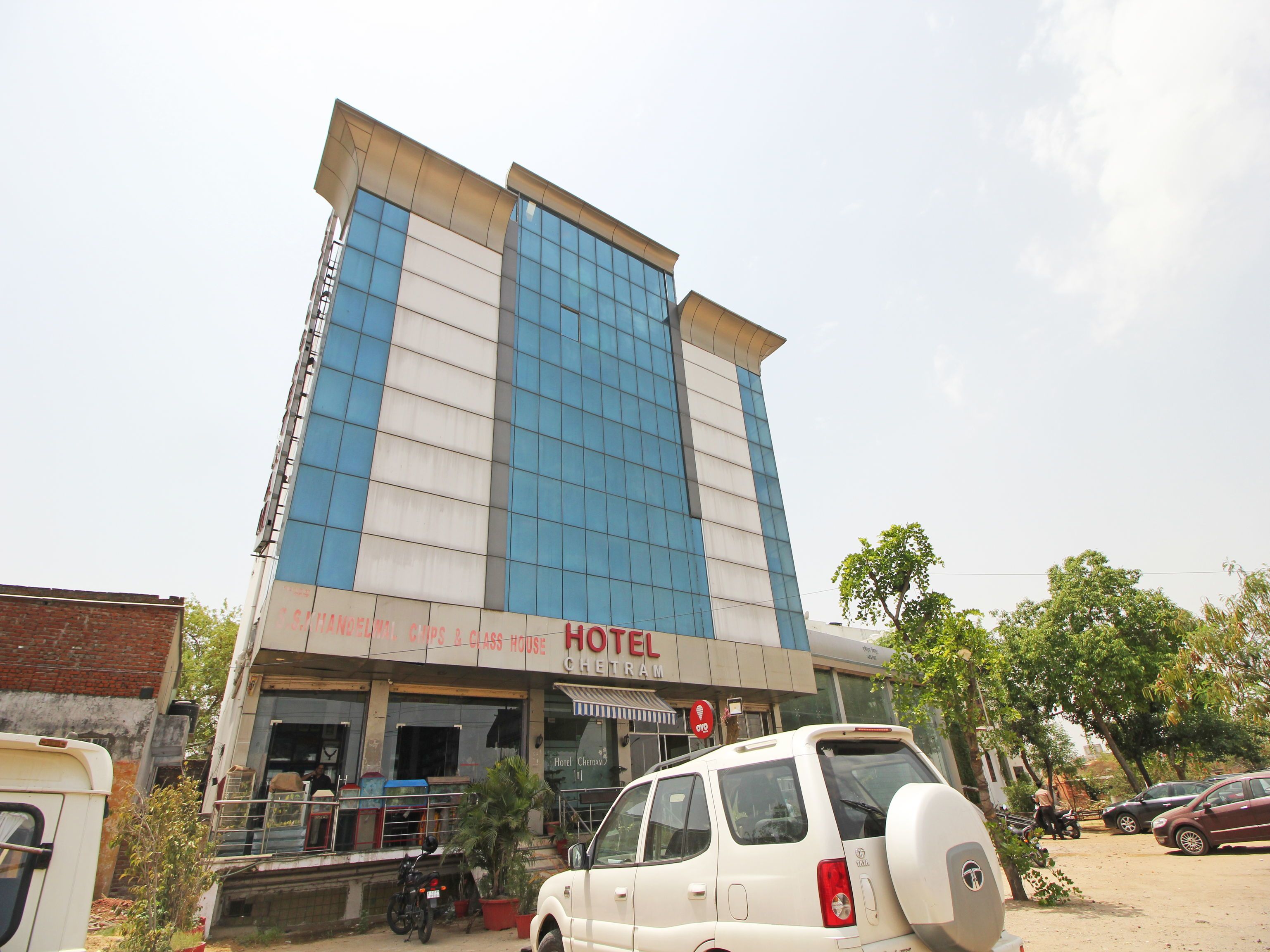 Hotel Chetram by OYO Rooms